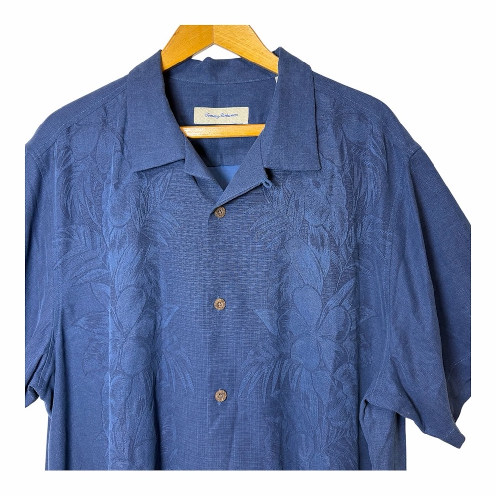 Tommy Bahama Mens Silk Shirt XL Blue Jacquard Hawaiian Palm Tropical Button Down - Picture 3 of 11
